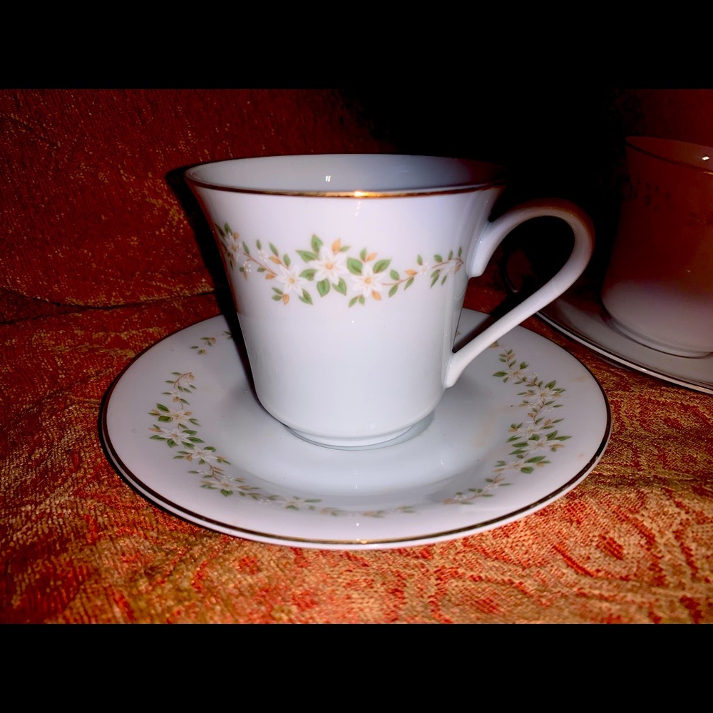 EKCO Spring Meadow Tea Cup & Saucer Vintage